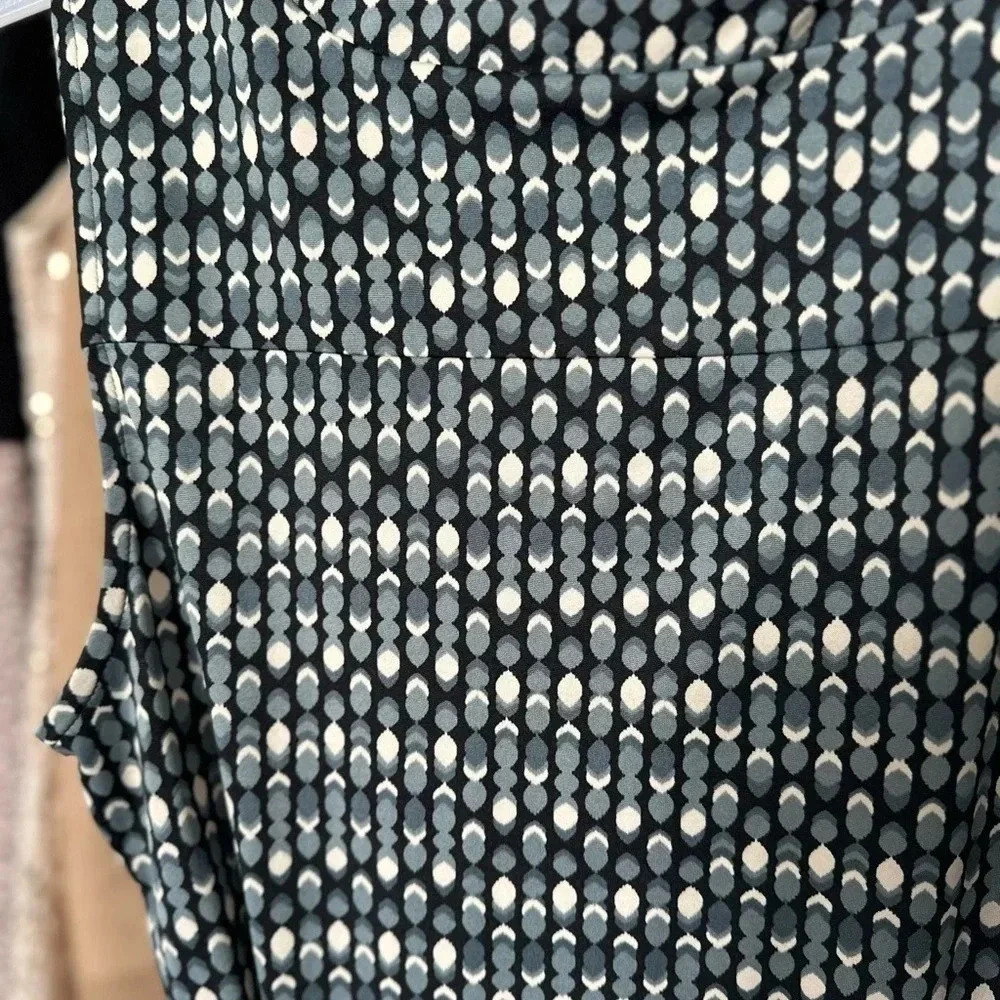 Beautiful Emma & Michele Geometric‎ Dress - Picture 7 of 11
